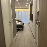 Lyx Apartamento Makarska